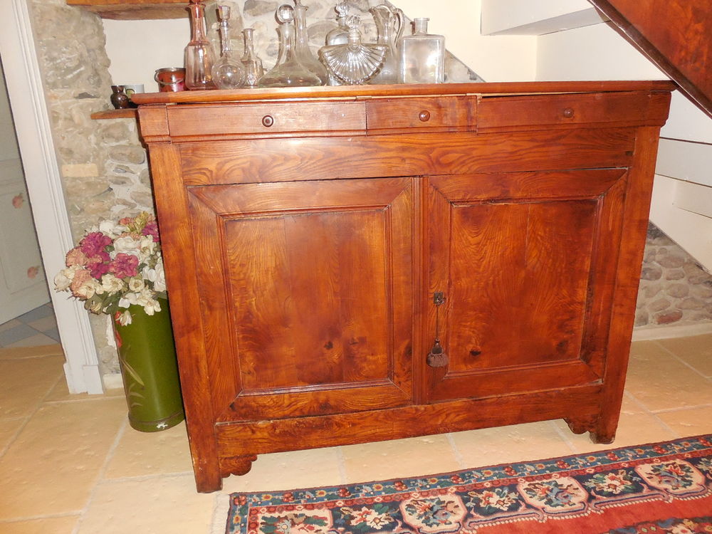 vend buffet dit de cure de 1886 150 Valli�res (74)