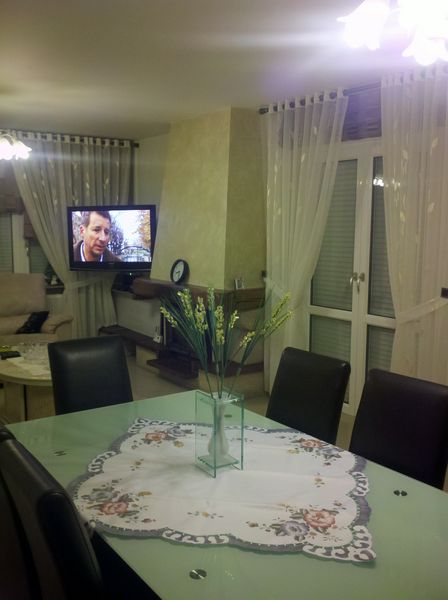 Vend joli table en bois et verre 199 Fameck (57)