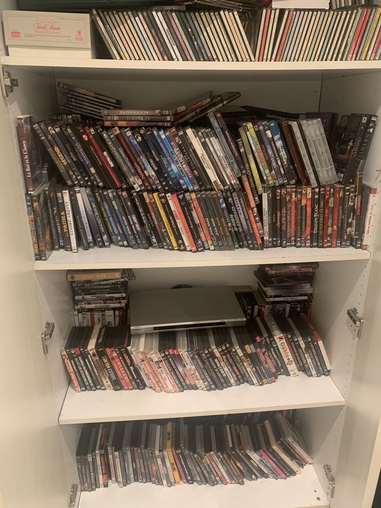 Vend lots de 500 dvd et 50 cd 0 Saint-Cyr-au-Mont-d'Or (69)