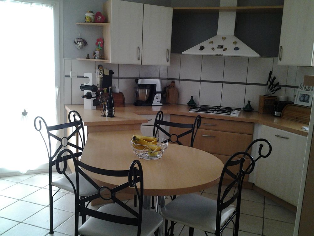 Vend magnifique cuisine equipe moderne  schmidt 2500 Joncherey (90)