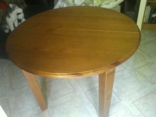 Vend table en pin massif 0 Sens (89)