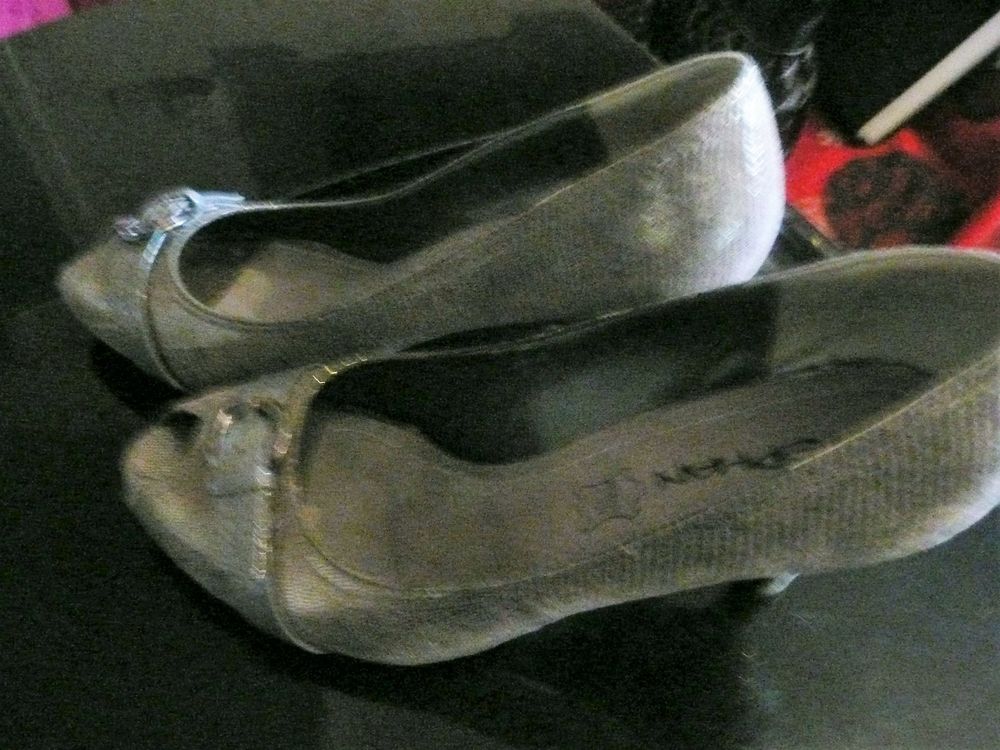 vend tres belle chaussure 20 Saint-Pol-sur-Mer (59)