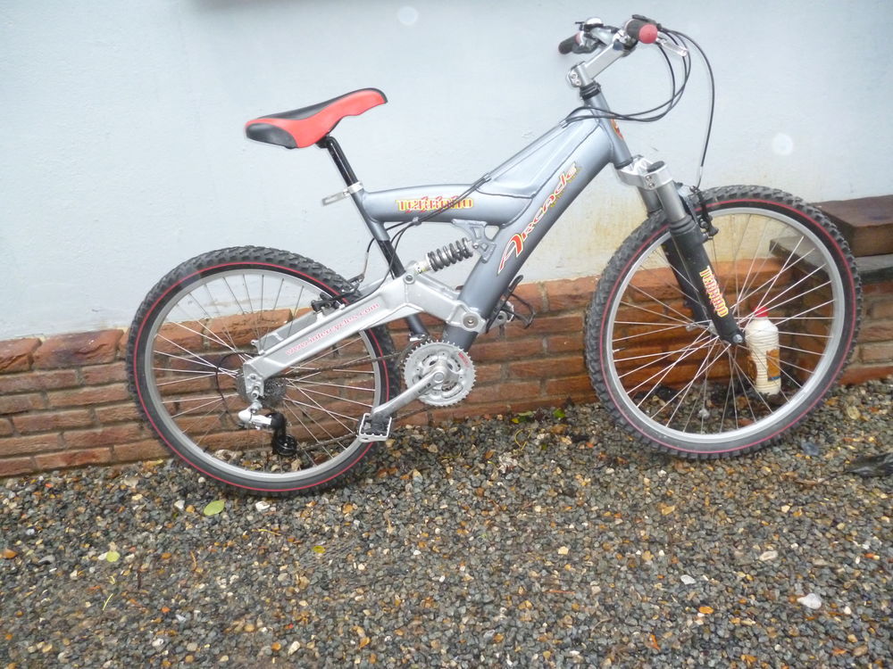 vend velo vtt 150 Saint-Sauflieu (80)