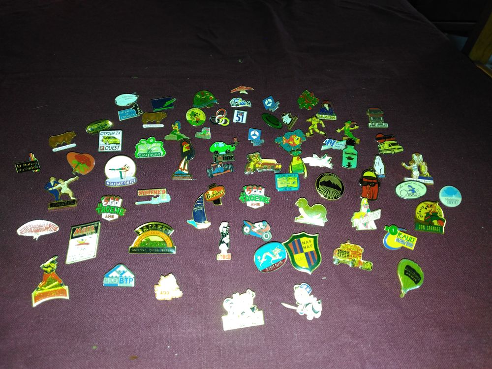 Vend pin's 10 Sart�ne (20)