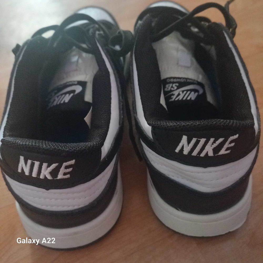 Vendre chaussure Nike pointure 39. comme neuf port� une fois 30 Reichstett (67)