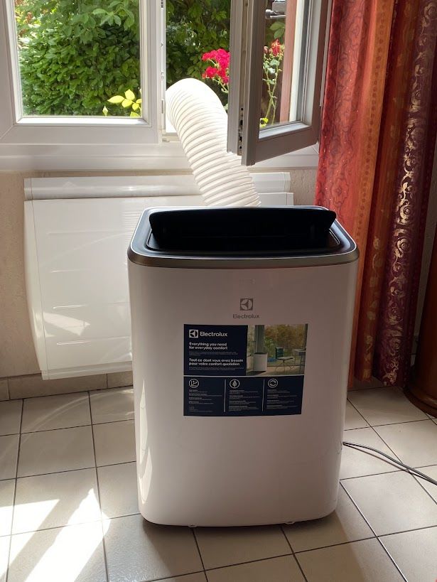 VENDRE UN CLIMATISEUR SUR ROULETTES 400 Vaux-sur-Seine (78)