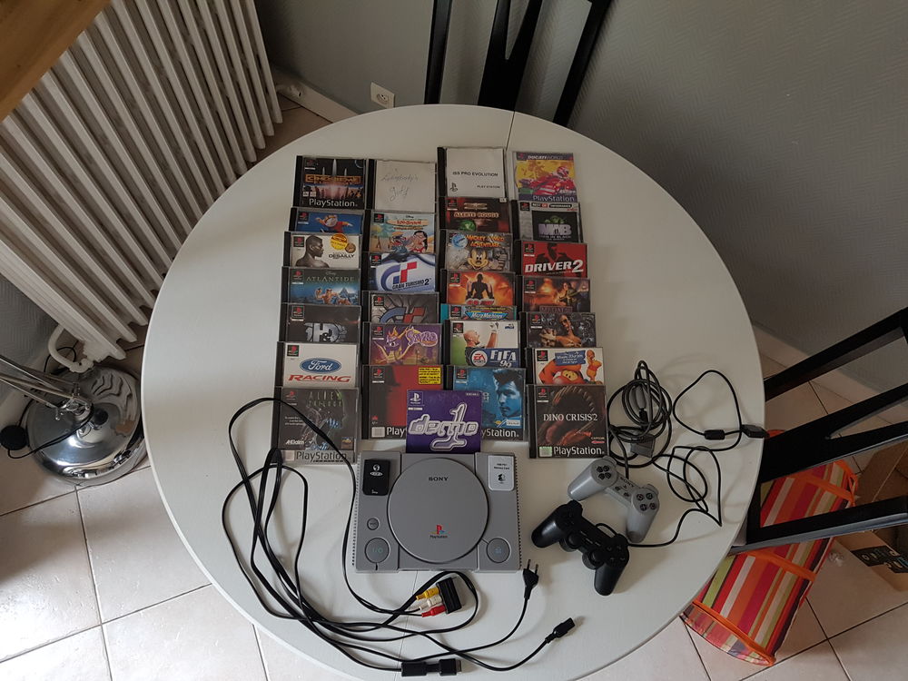 Vendre ps1 crak� compl�te avec 30 jeux 0 Donnemarie-Dontilly (77)