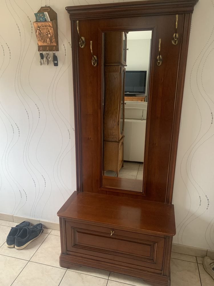 �  vendre meuble � chaussures d entr�e en merisier 50 Tra�nou (45)