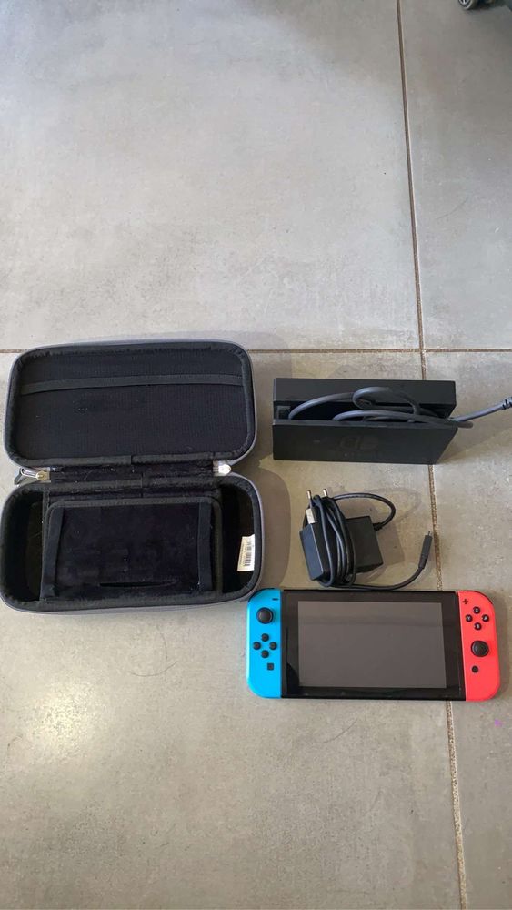 � vendre Nintendo Switch 180 N�mes (30)