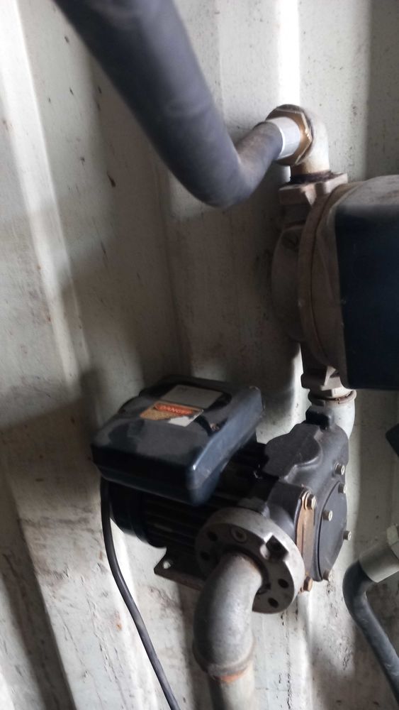 �  vendre pompe �  fioul avec son pistolet 100 Dame-Marie (27)