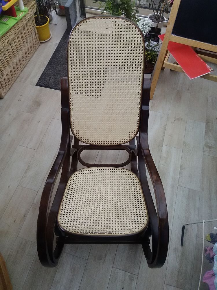 a vendre rocking chair
30 Boissettes (77)