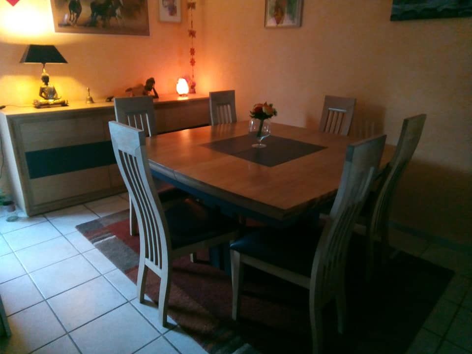 vends salle � manger 4500 Ch�teauroux (36)