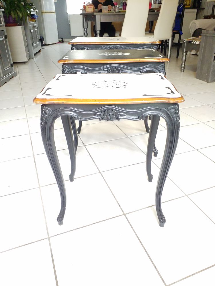 Vends table gigogne Louis XV 100 Belleville (69)
