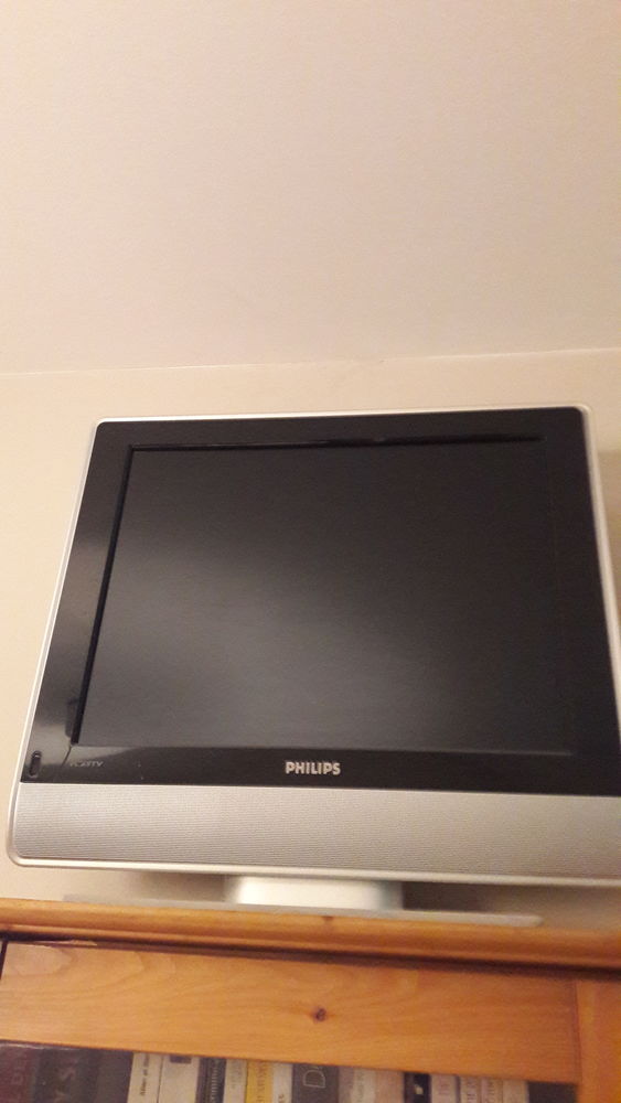 Vends t�l�viseur philips 100 Caderousse (84)