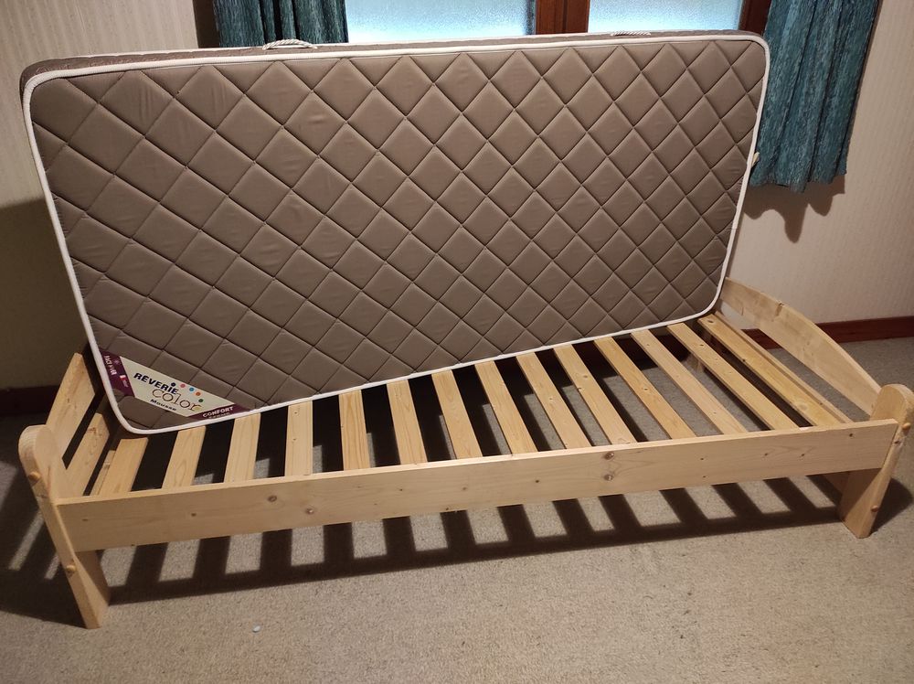 vends 100 Lorign� (79)