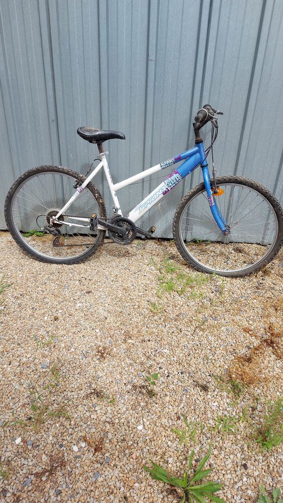 vends 100 Castetner (64)