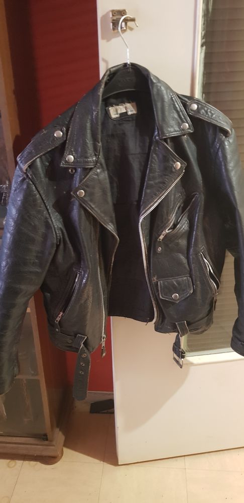 Vends 120 Loches (37)