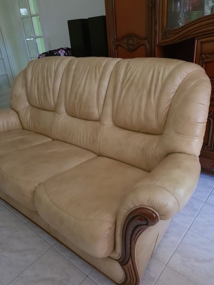 Vent canap� cuir beige tr�s bon �tat 220 Marseille 10 (13)