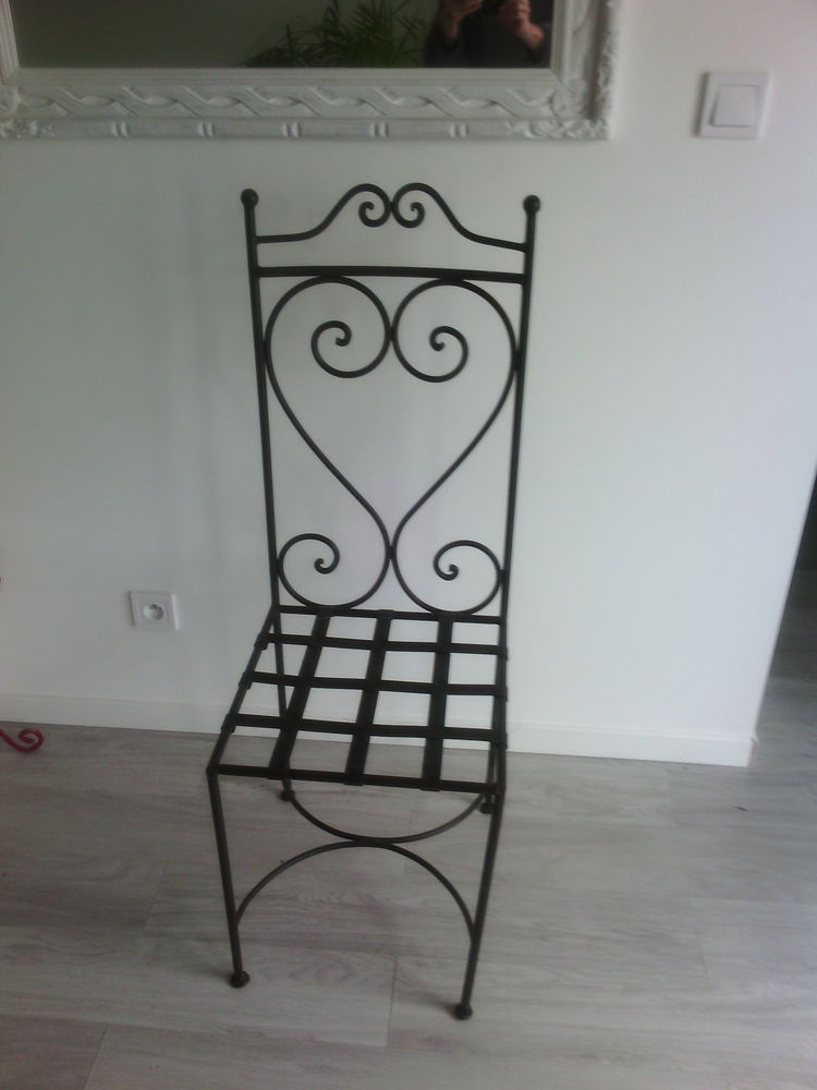 vente 5 chaises interieur ou exterieur 15 Houppeville (76)