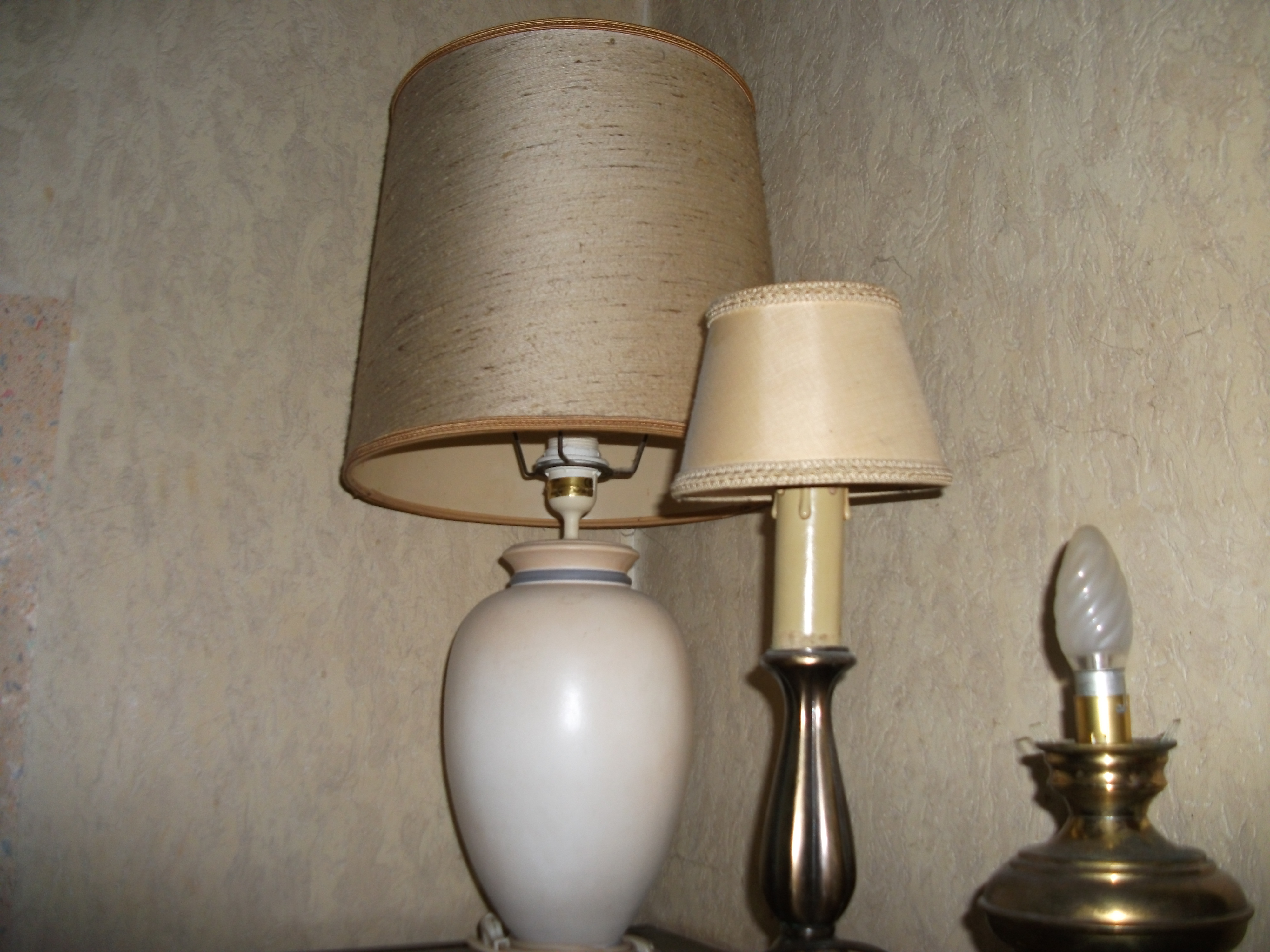 ventilareurs sur  pied  et cendriers sur pied miroir  lampes 0 Chartres (28)