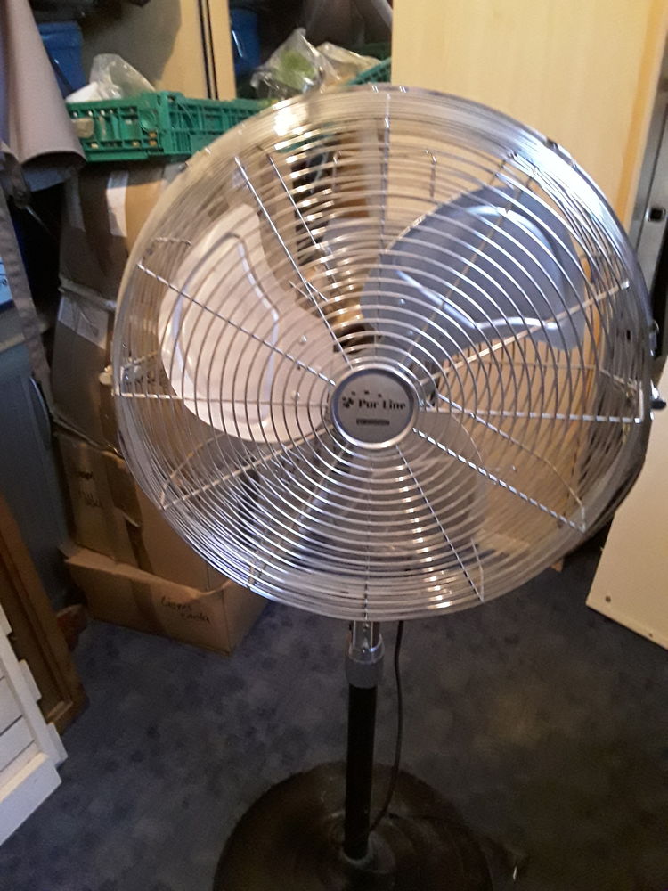 Ventilateur sur pied 100 Combs-la-Ville (77)