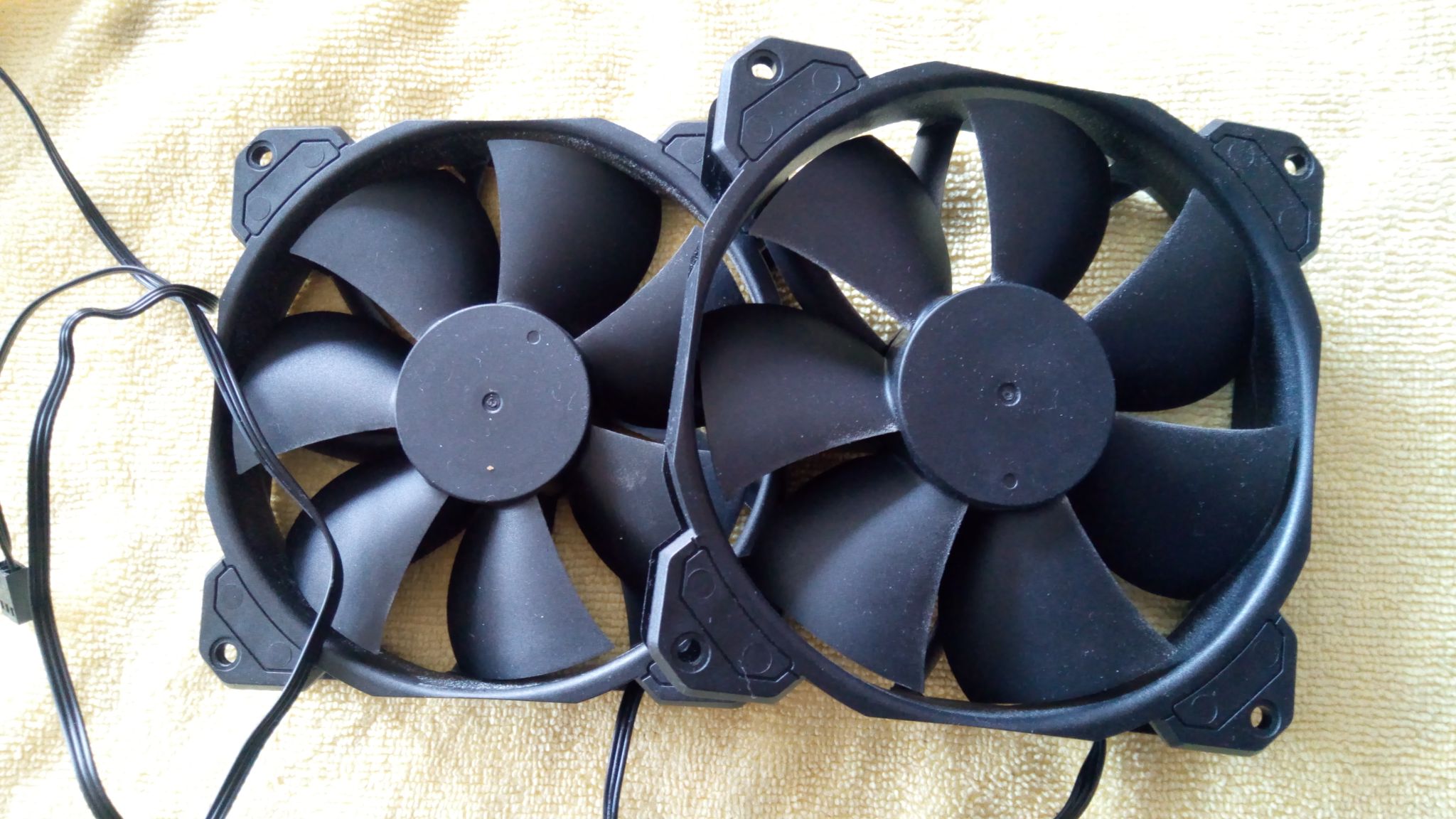 2 Ventilateurs PC Corsair 10 Courbevoie (92)