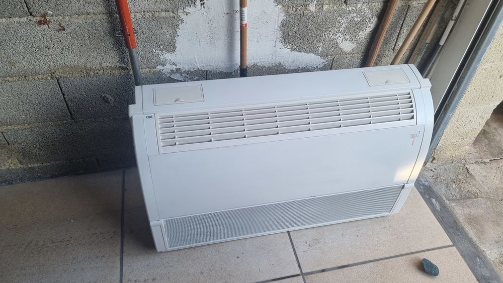 2 ventilo convecteur ciat 200 Jonqui�res (84)