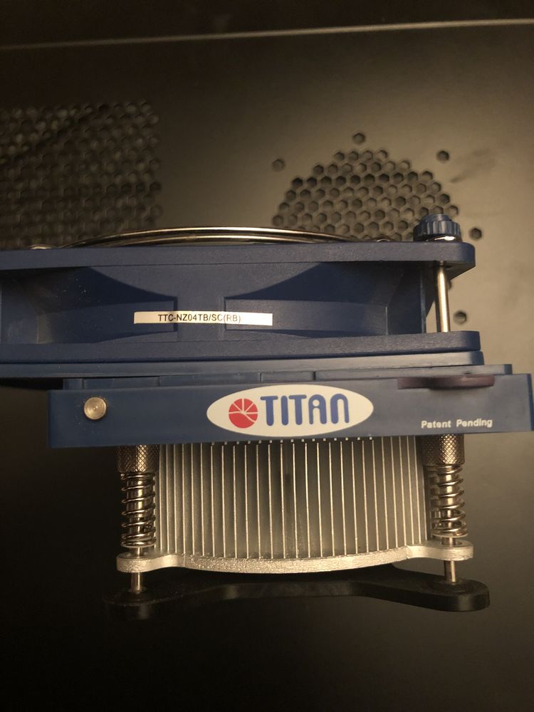 Ventirad processeur titan siberia cpu cooler ttc-nz04tb 30 Fontenay-le-Fleury (78)