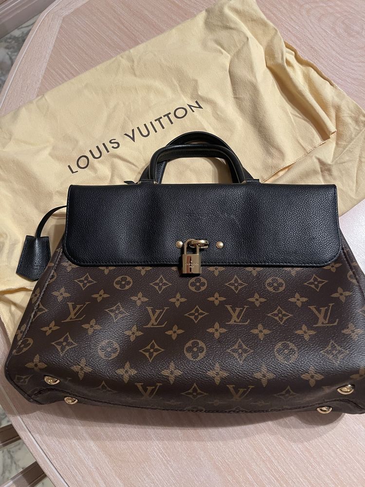sac V�nus Louis Vuitton 1750 Vallieres-sur-fier (74)