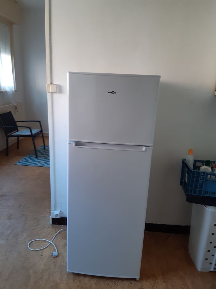 Venxf cause d�m�nagement 120 Petite Synthe (59)