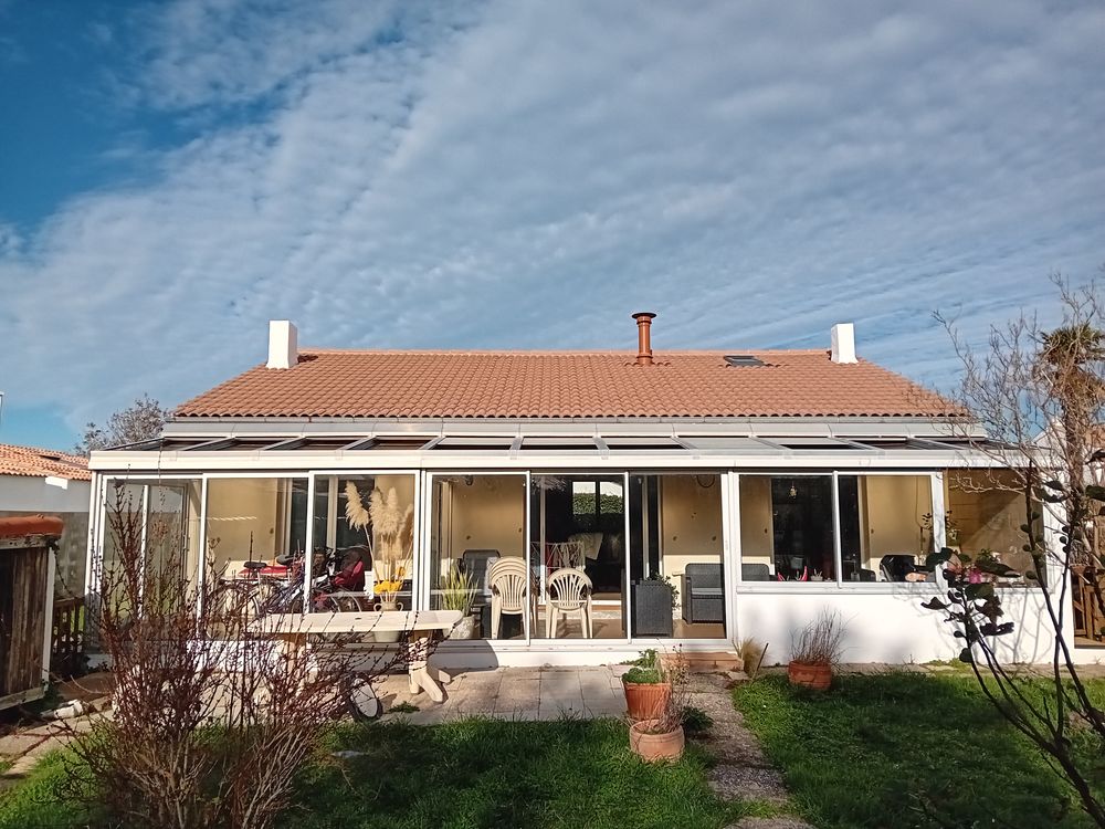 VERANDA ALU BON ETAT 600 Saint-Gilles-Croix-de-Vie (85)