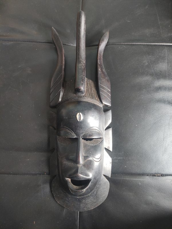 V�ritable masque africain 70 Saint-Denis (93)