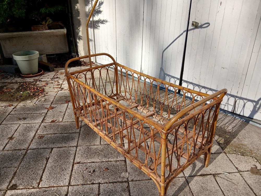 v�ritable lit en rotin 190 La C�te-Saint-Andr� (38)