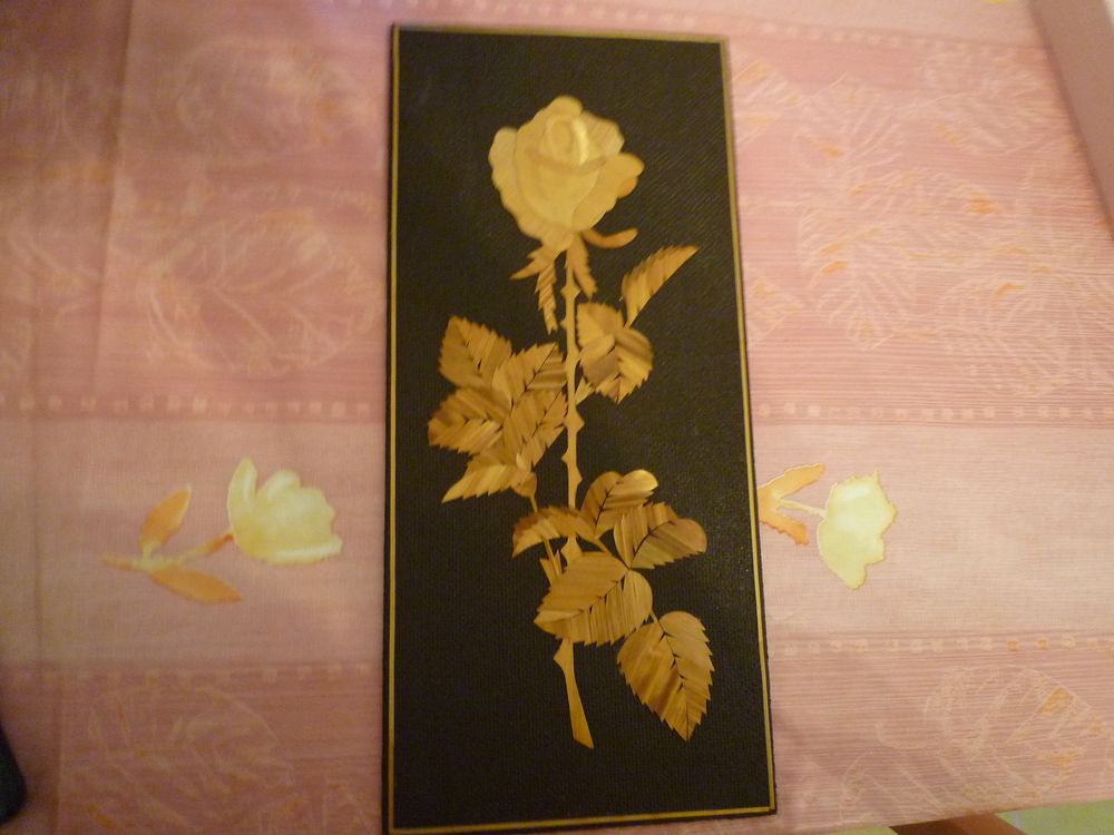 V�ritable tableau de marqueterie tbe motif rose 5 Agde (34)