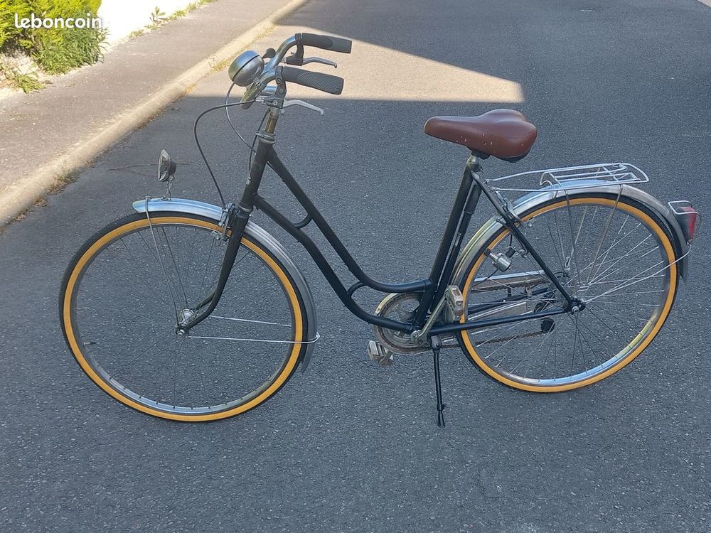 V�ritable V�lo de ville  Type Hollandais  ,3 vitesses 90 Tinqueux (51)