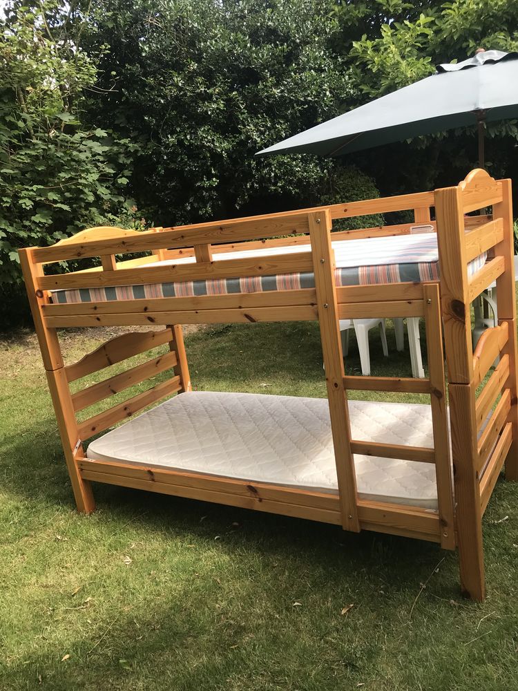 Lit en Pin Verni 200 Bonningues-l�s-Calais (62)