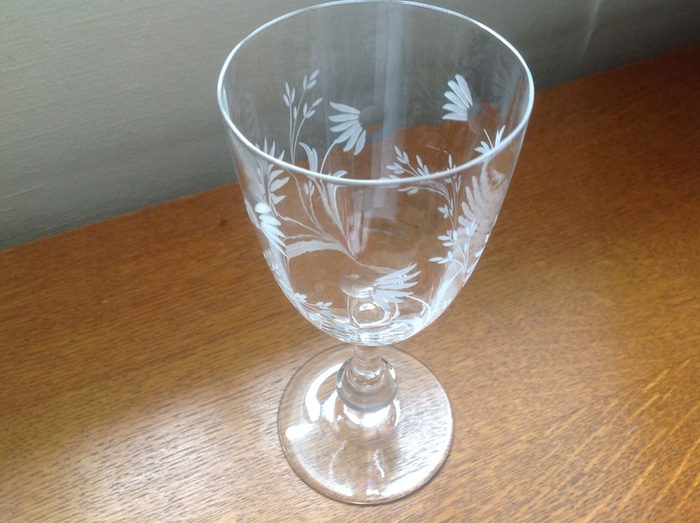 VERRE ANCIEN EN CRISTAL GRAVE A L'ACIDE 40 Lisieux (14)