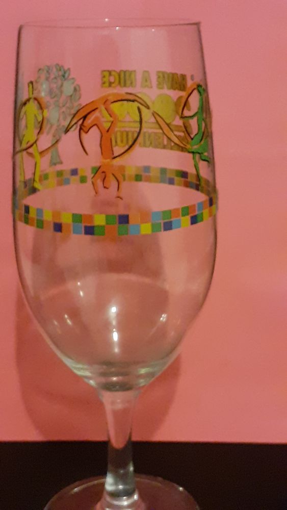 Un verre � bi�re  Have A Nice 2000 Millennium 6 Lamotte-Beuvron (41)