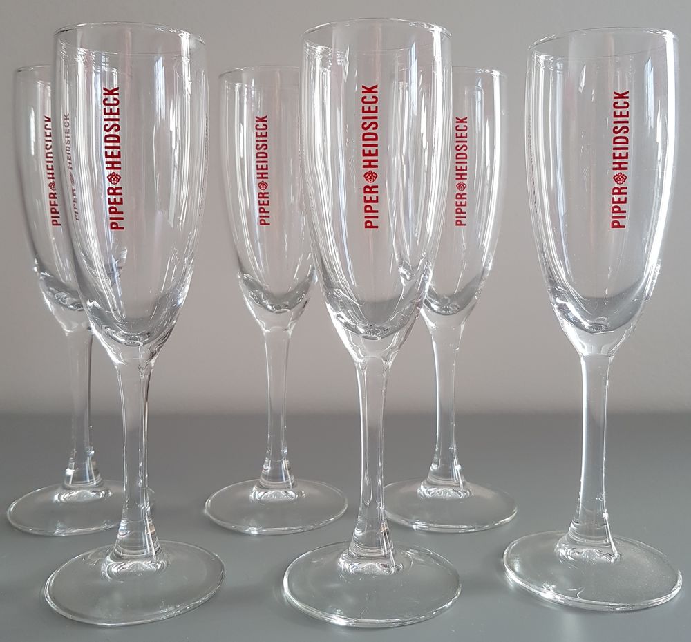 VERRE A CHAMPAGNE 5 La Roche-sur-Foron (74)