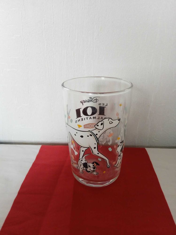 verre 101 dalmatiens Disney 2 �vreux (27)