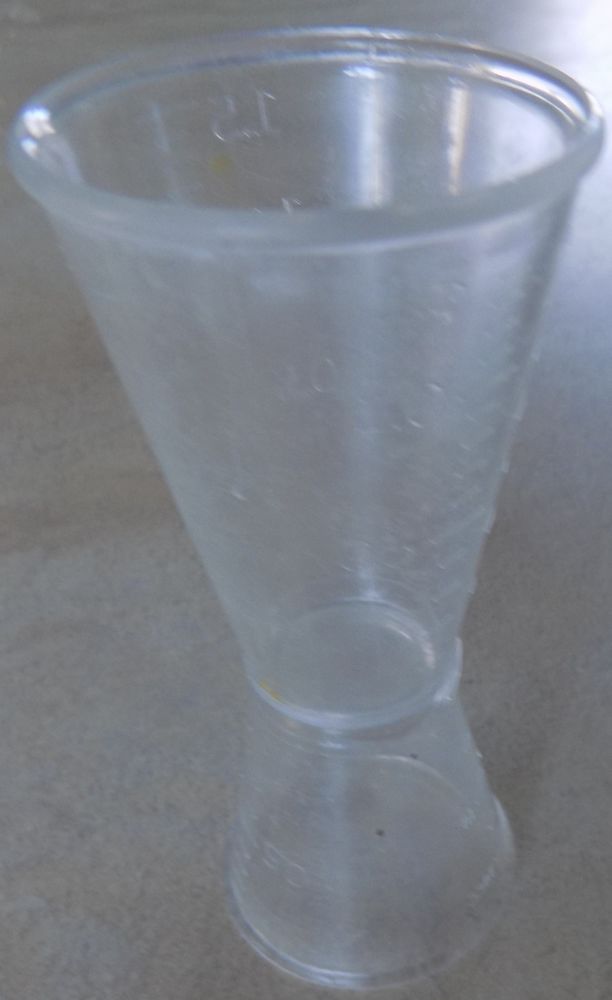 Verre doseur cocktail 1 La Motte-d'Aveillans (38)