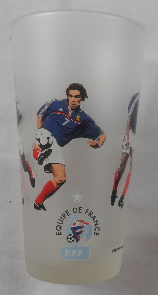 Verre �quipe de France de football FFF, PIRES, THIERRY HENRI 12 Castries (34)