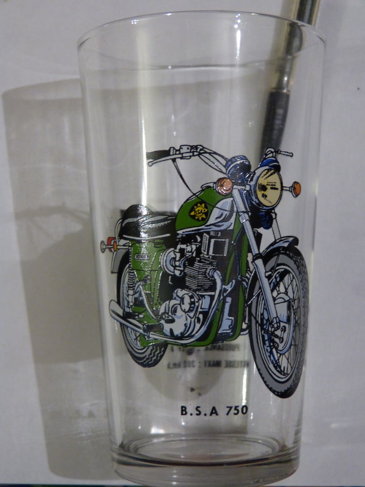 VERRE MOTO B. S. A. 750 4 Brest (29)