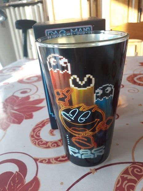 Verre PACMAN manga japon anime vintage 80' 90'' maison cuisi 12 F�ves (57)