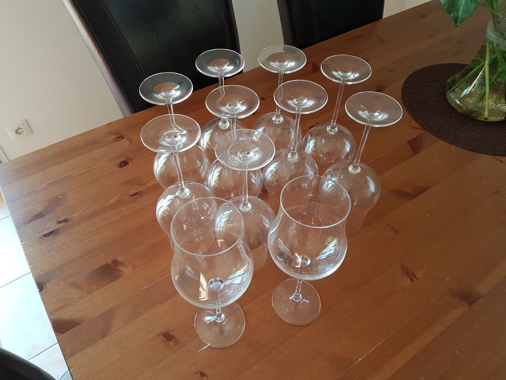  Verre � pied 30 Villegailhenc (11)