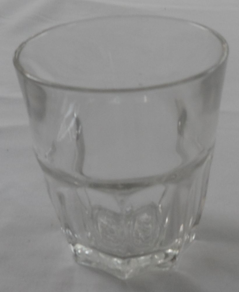 Verre tordu BURGER KING Grill�s � la flamme depuis 1954 10 Castries (34)