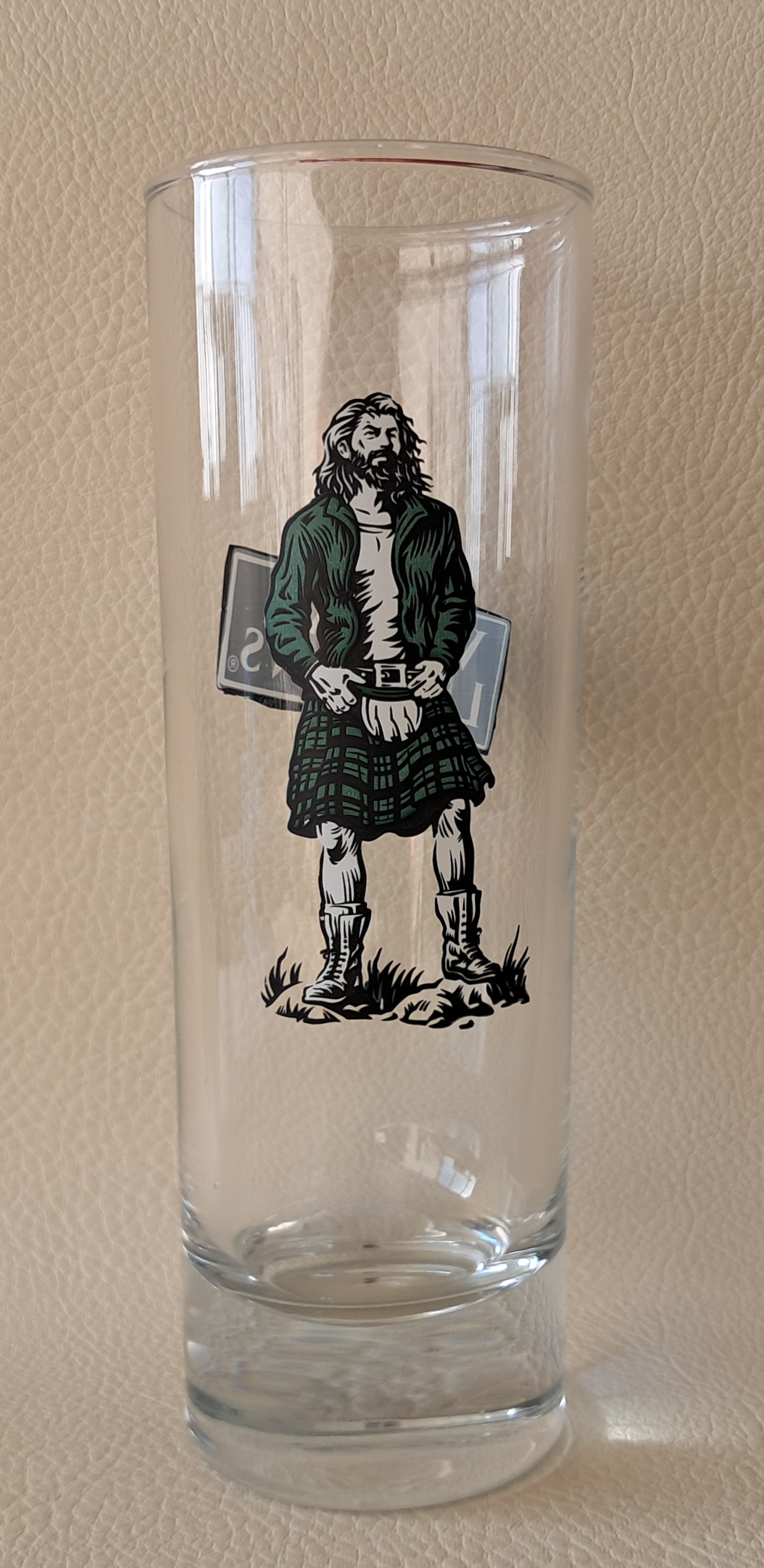 verre � whisky William Lawson's avec �cossais en kilt 
4 Carnon Plage (34)