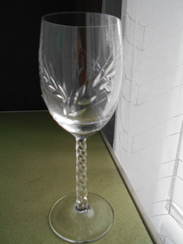 VERRE A VIN 30 La Chevroli�re (44)