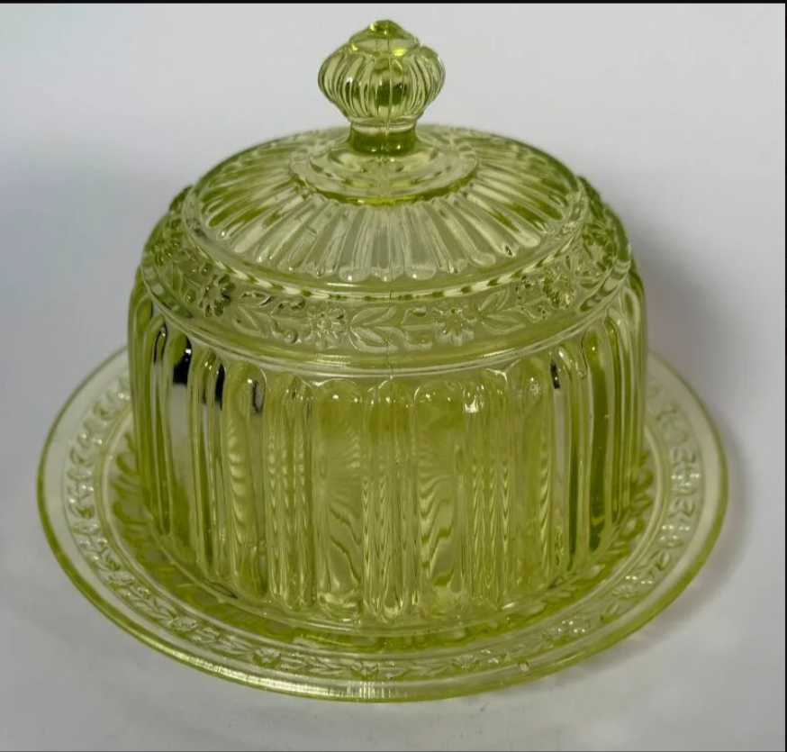 Verrerie de Meisenthal. ouraline Sign�e
200 Mars-la-Tour (54)