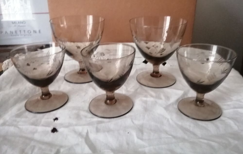5 verres anciens cristal 20 Albi (81)